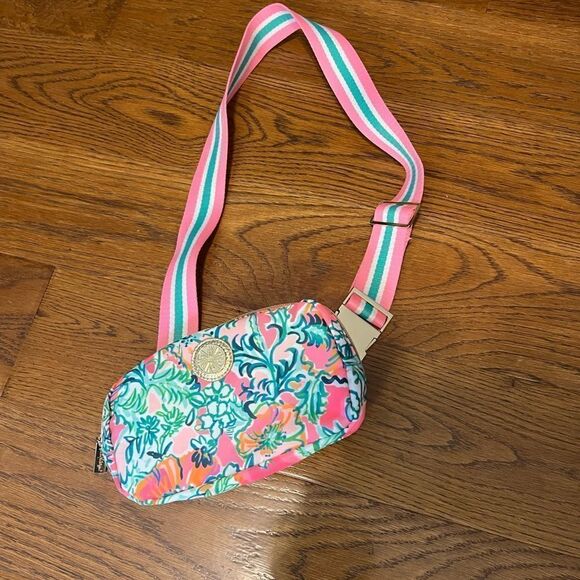 NWOT Lilly Pulitzer perfect poppy belt bag